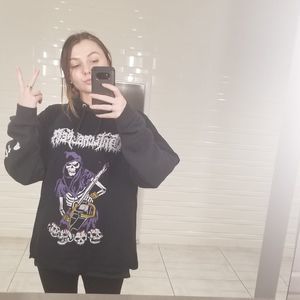 Meet your Posher, Sayer